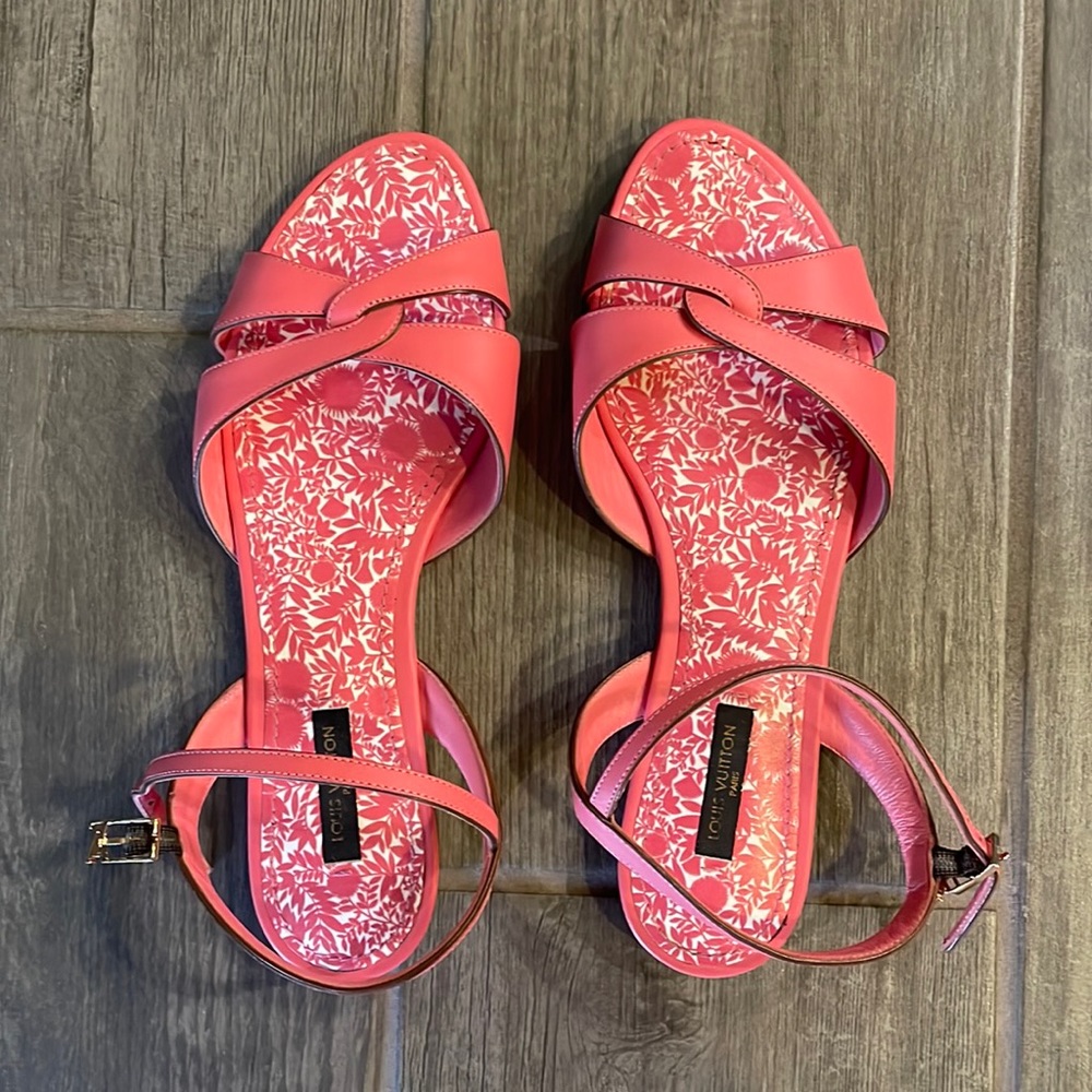 Authentic pink Louis Vuitton sandals